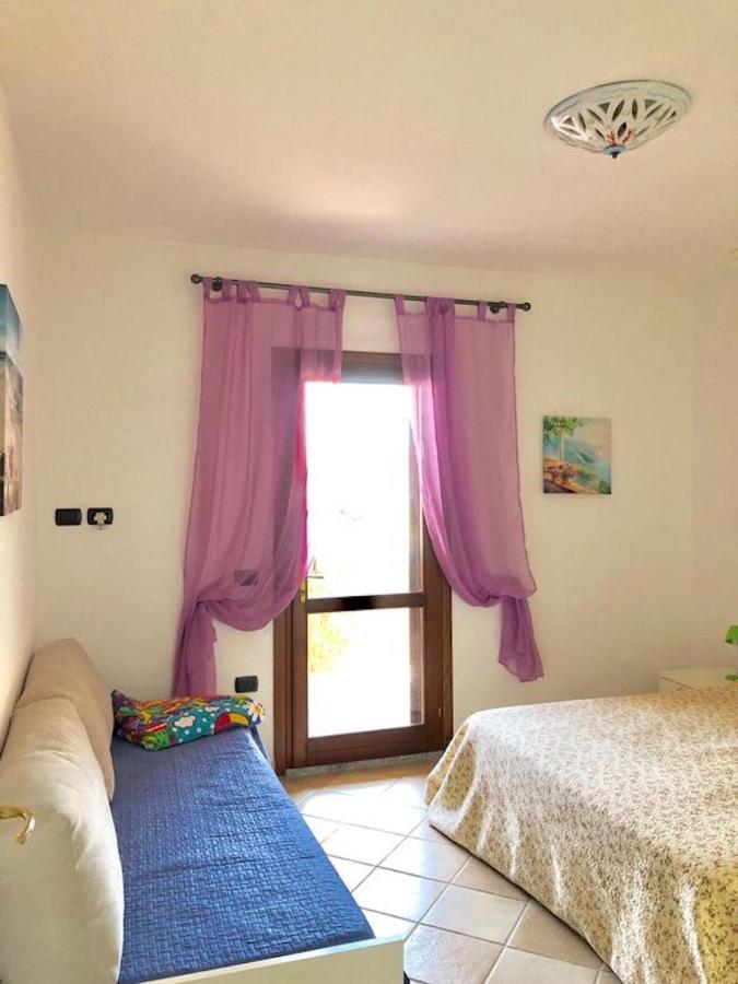 Villetta Il Corallo سان تيودورو المظهر الخارجي الصورة