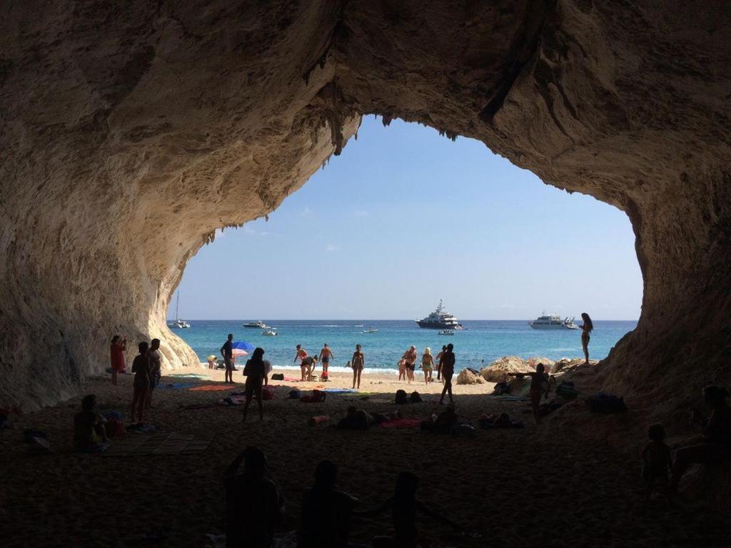 Villetta Il Corallo سان تيودورو المظهر الخارجي الصورة